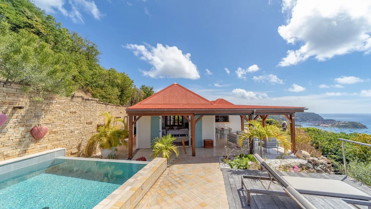 Pet-Friendly Villa with Private Pool in Colombier photo 2