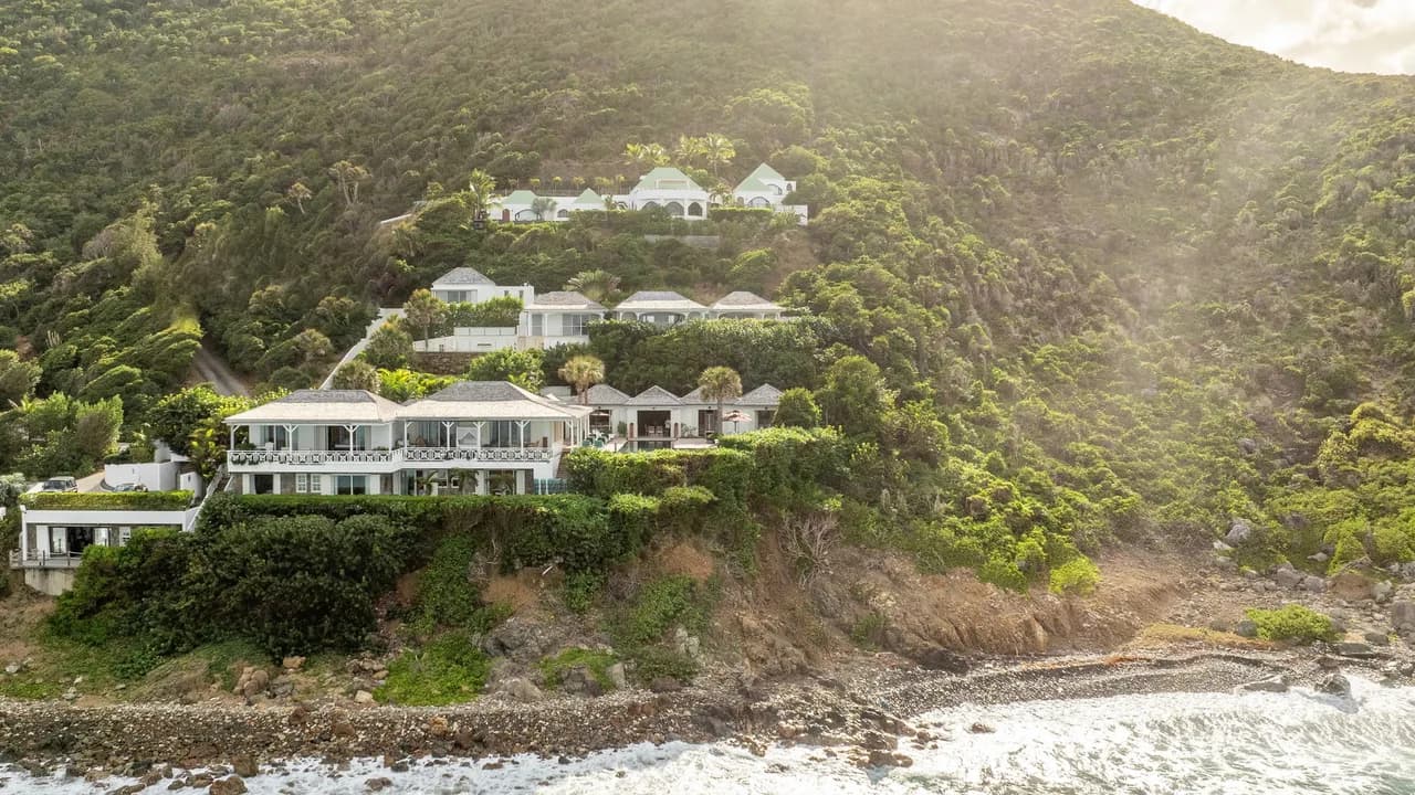 Luxurious Estate with Wine Cellar in Anse des Cayes