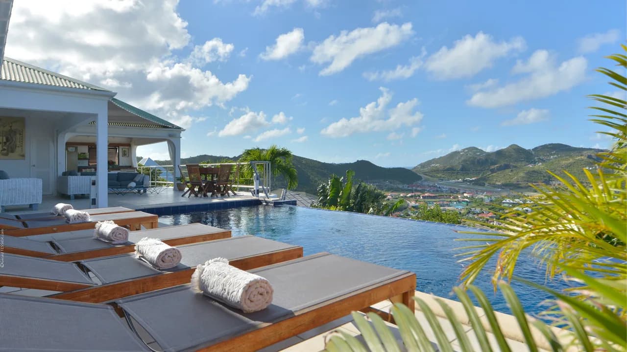 Luxurious Estate with Two Private Pools in St-Jean photo 2