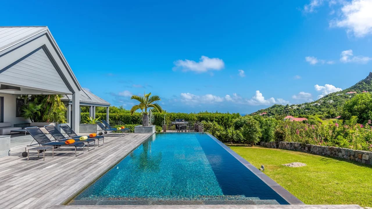 Single-Story Luxury Villa in Vitet, St. Barthélemy
