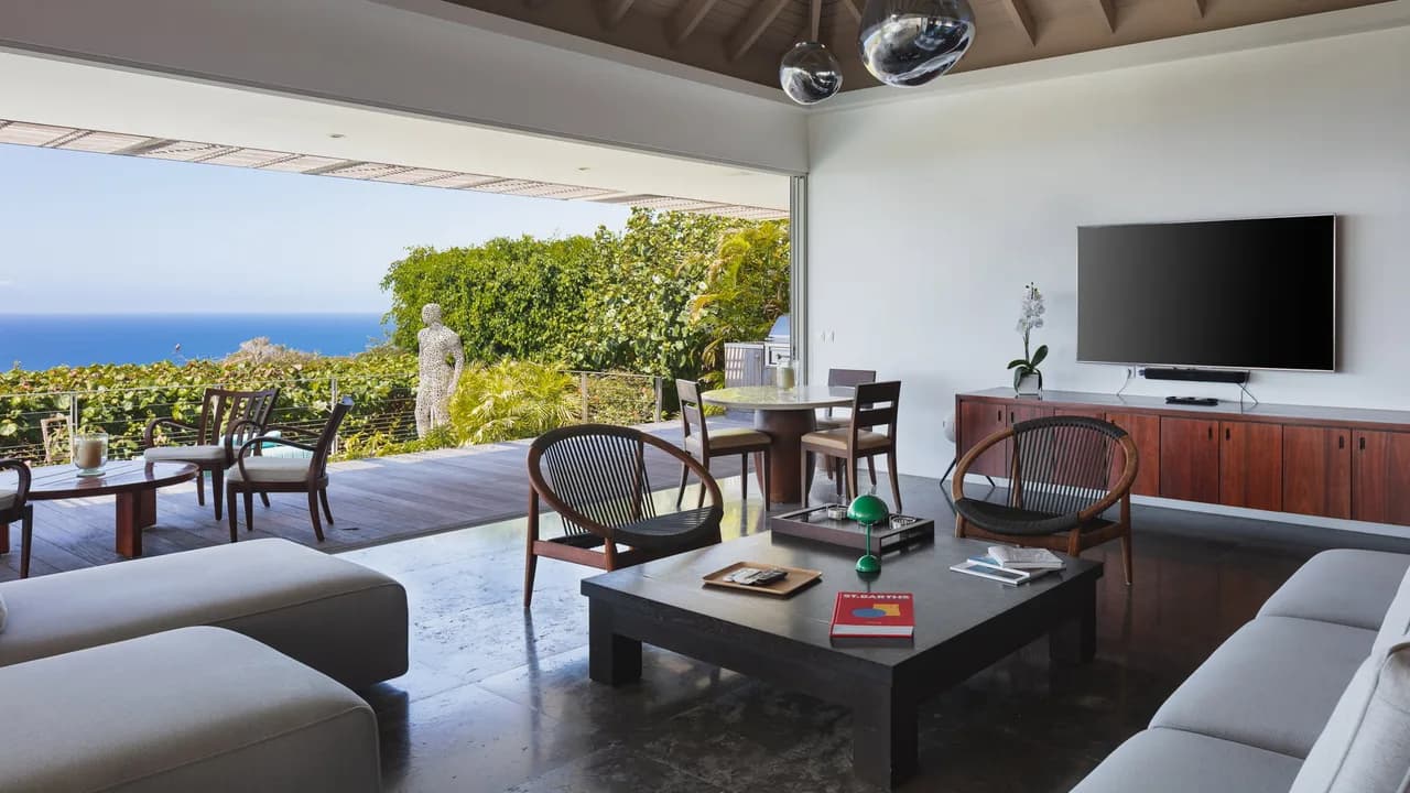 Single-Story Villa with Private Pool in Gouverneur photo 5