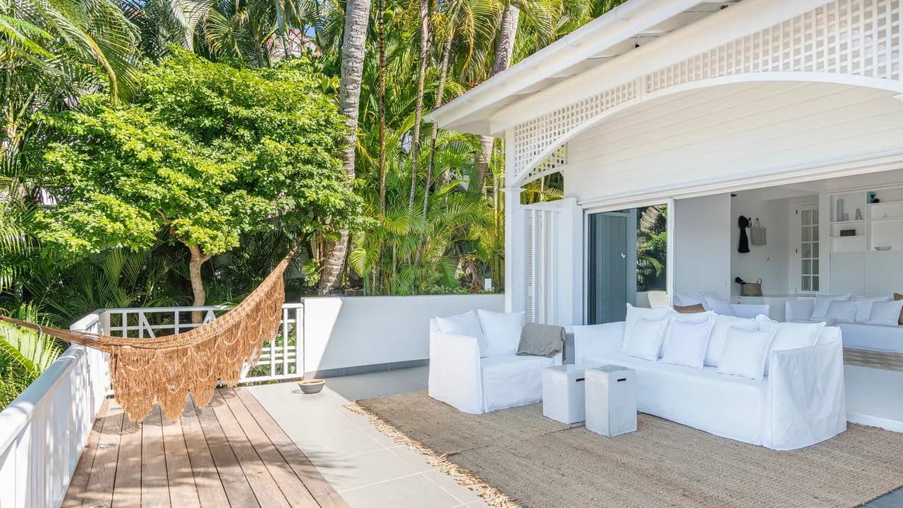 Luxury Apartment with Shared Pool in Gustavia photo 3
