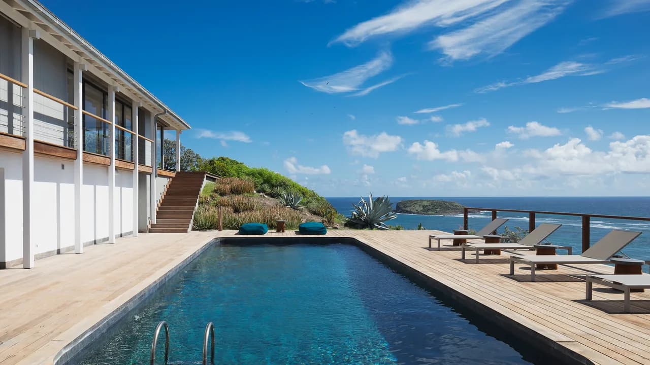 Elegant Villa with Scenic Views in Montjean photo 2