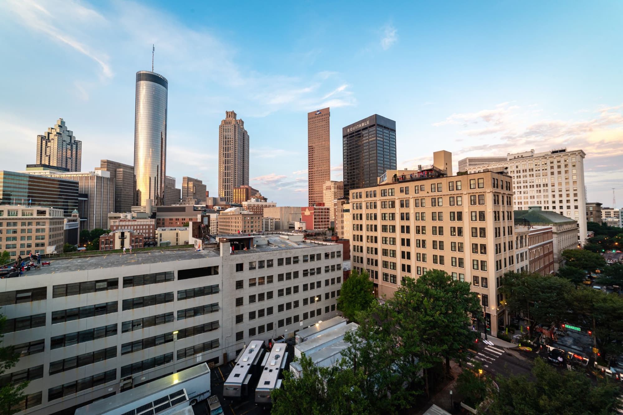 A stunning skyline view of downtown Atlanta, Georgia showcasing its iconic skyscrapers.