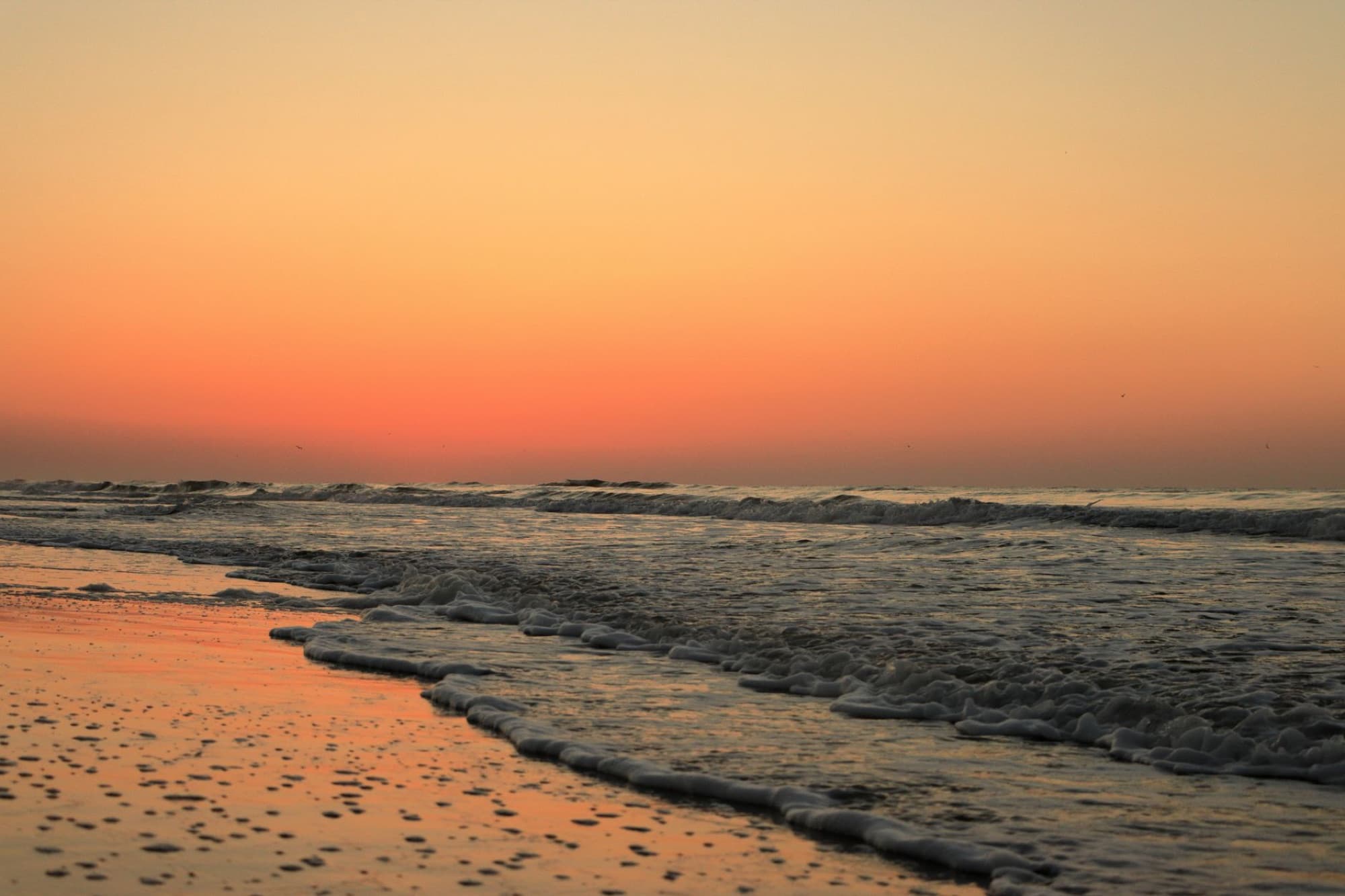Beautiful sunrise over the Atlantic Ocean at Hilton Head Island beach, South Carolina.