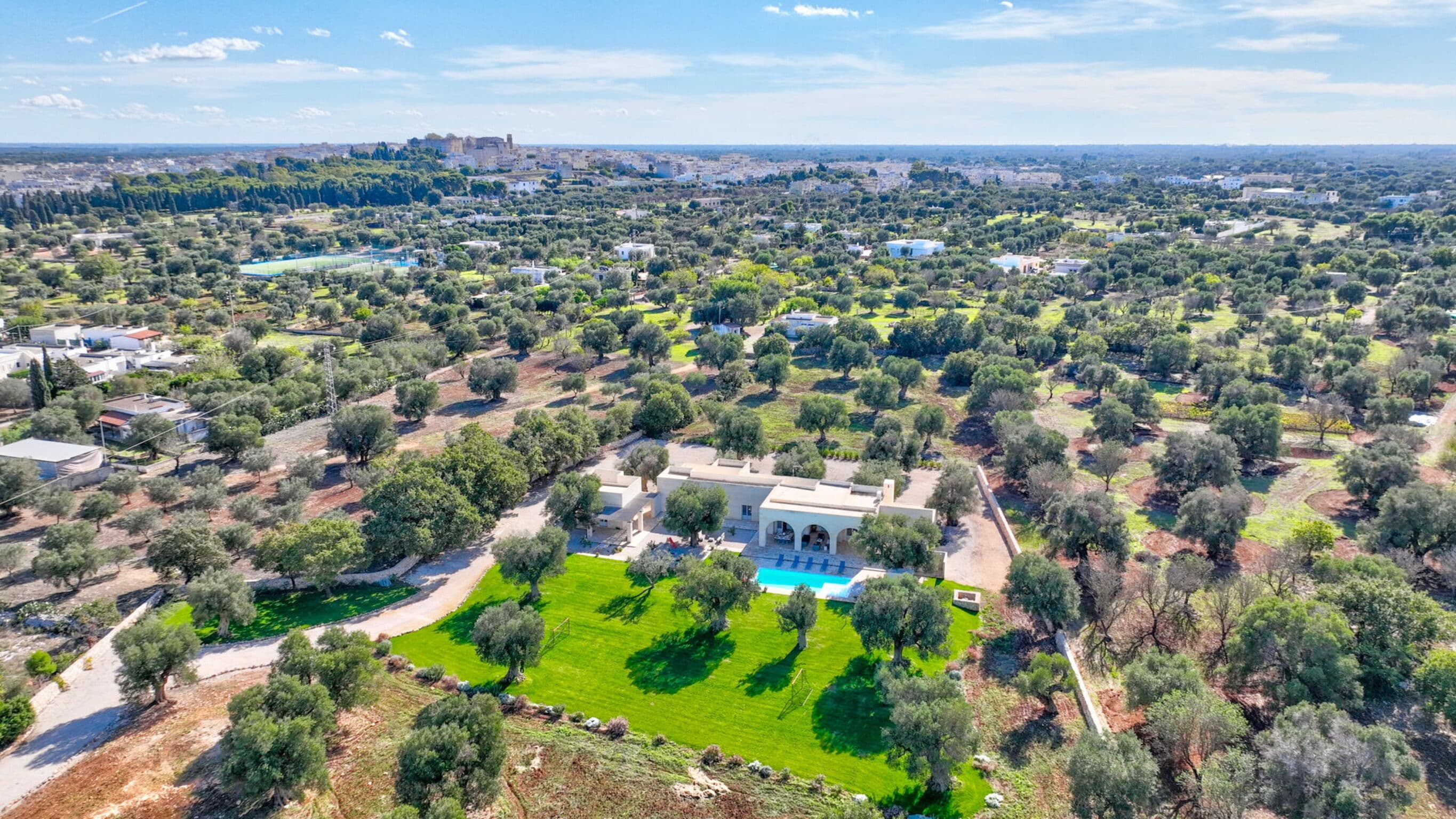 Charming Four Bedroom Villa in Carovigno photo 2