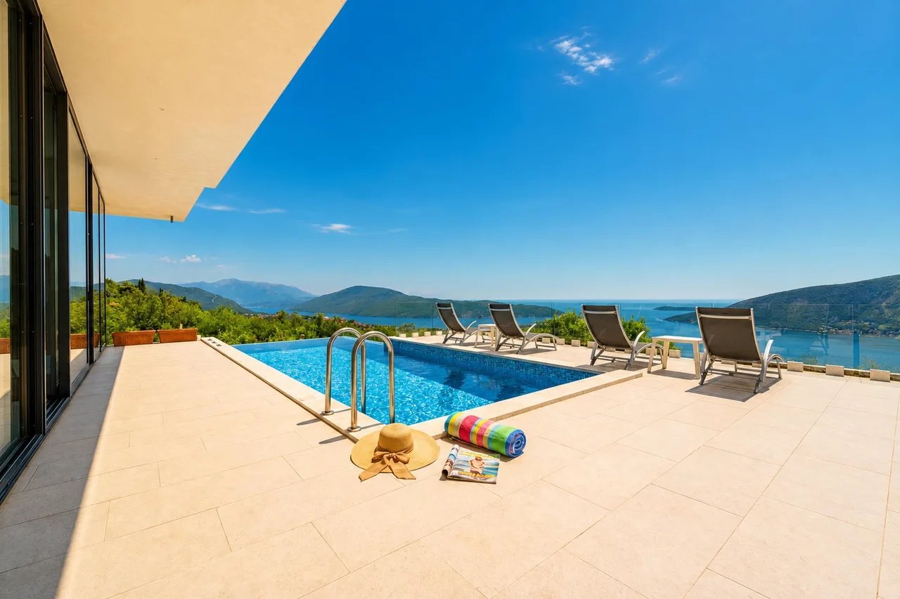 Luxury villas in Herceg Novi Municipality