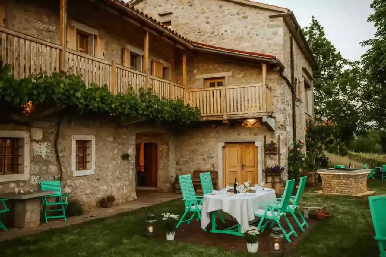 Luxury villas in Sezana