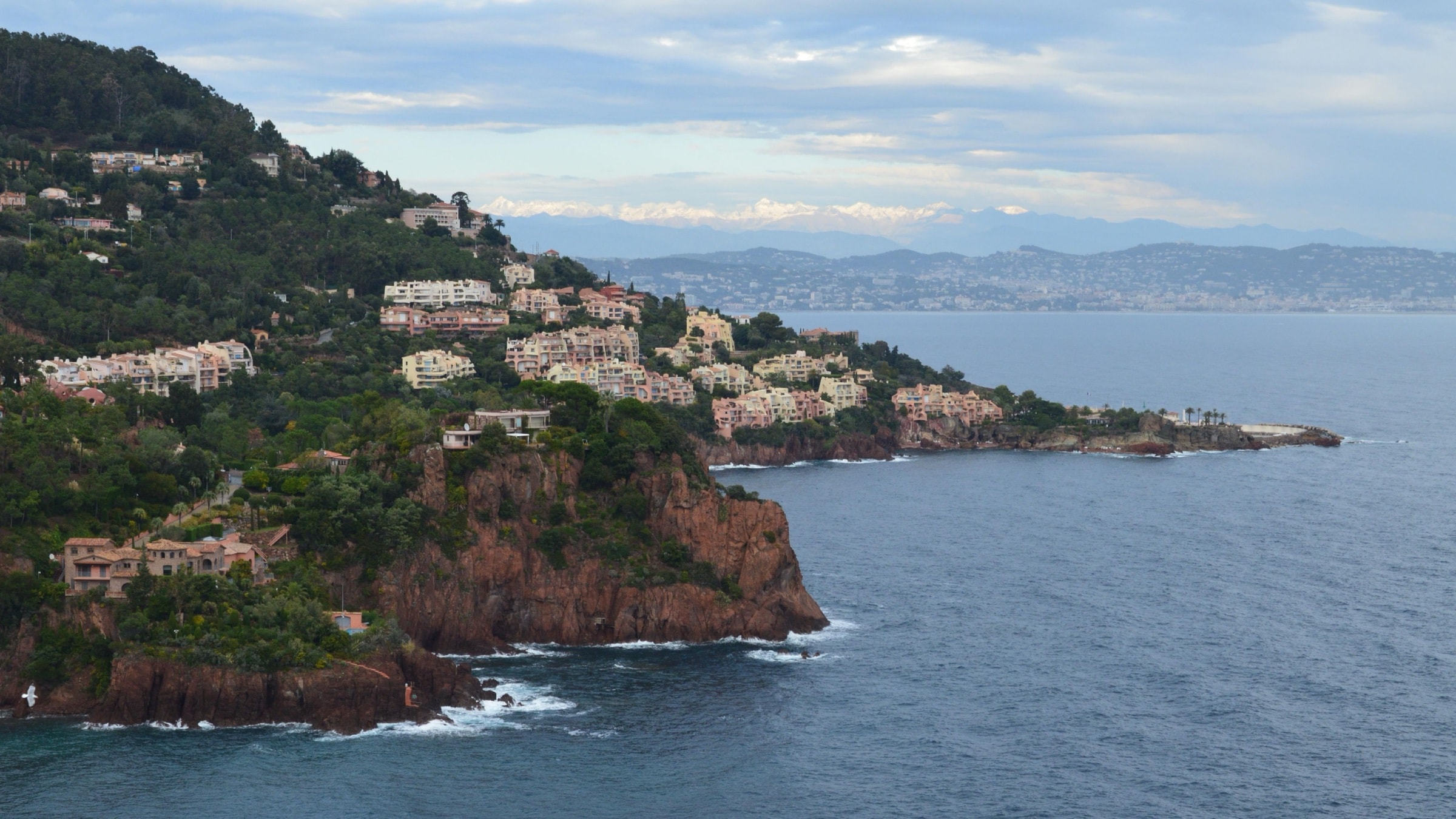 Luxury villas in French Riviera