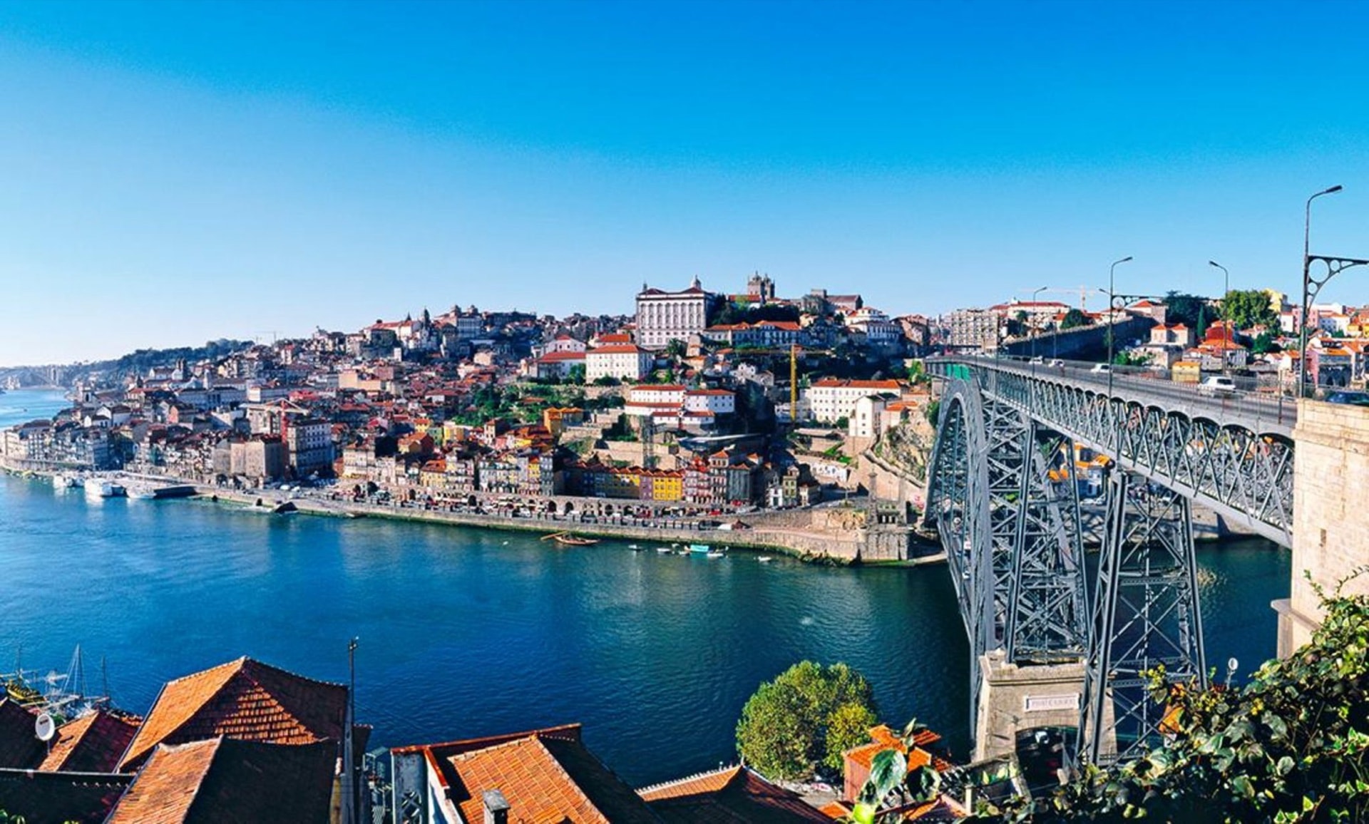Luxury villas in Porto