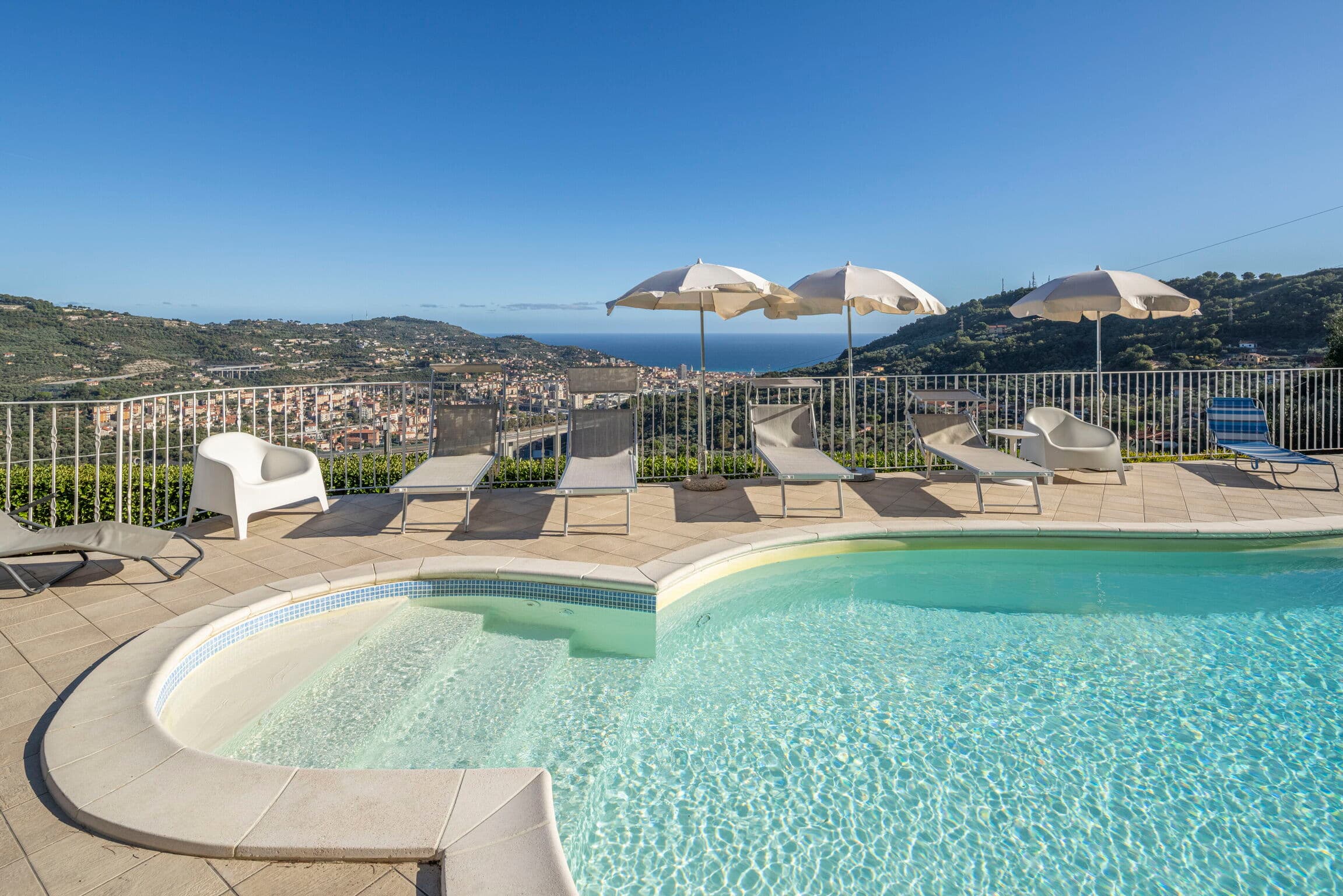 Seaview Private Pool Villa in Borgo Sant'Agata
