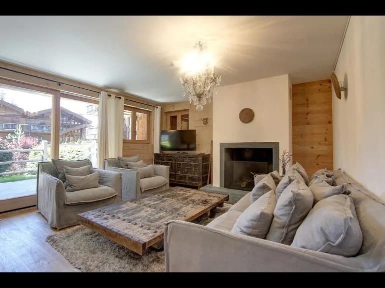Attractive Modern Ski Apartment In Verbier