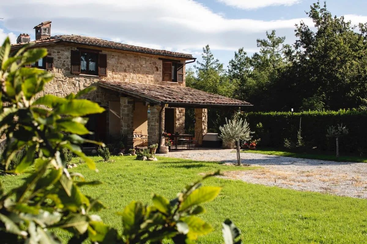 Stone Villa with Large Swimming Pool
