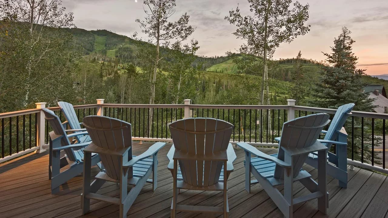 Expansive Lodge with Private Hot Tub in Steamboat Springs
