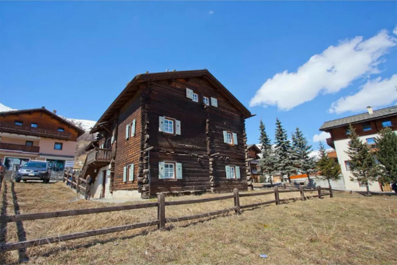 Charming Ski Apartment in Livigno
