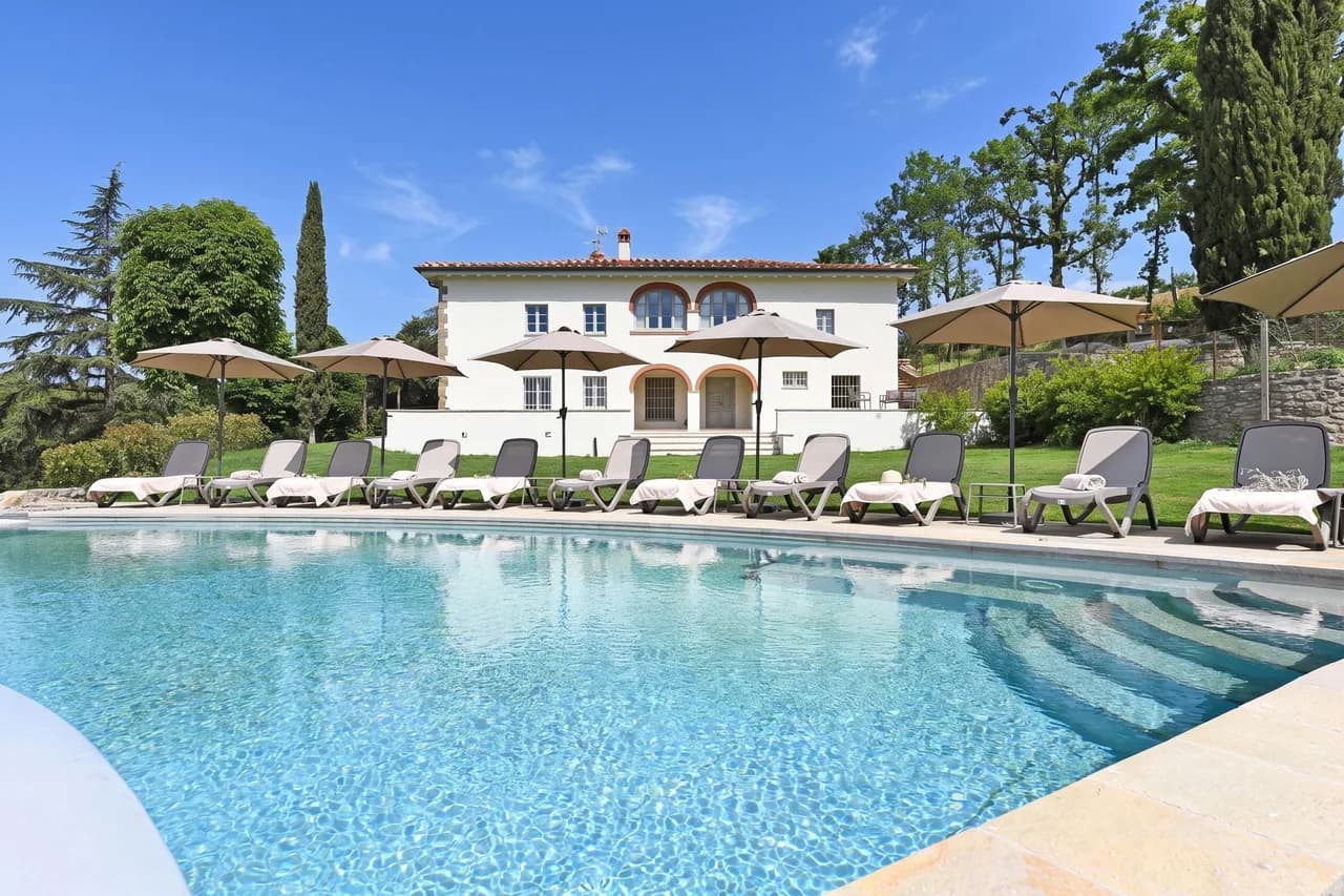 Lush Garden Villa in Arezzo Tuscany Italy