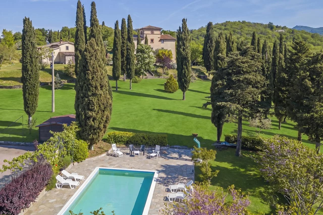 Expansive Luxury Villa in Arcidosso