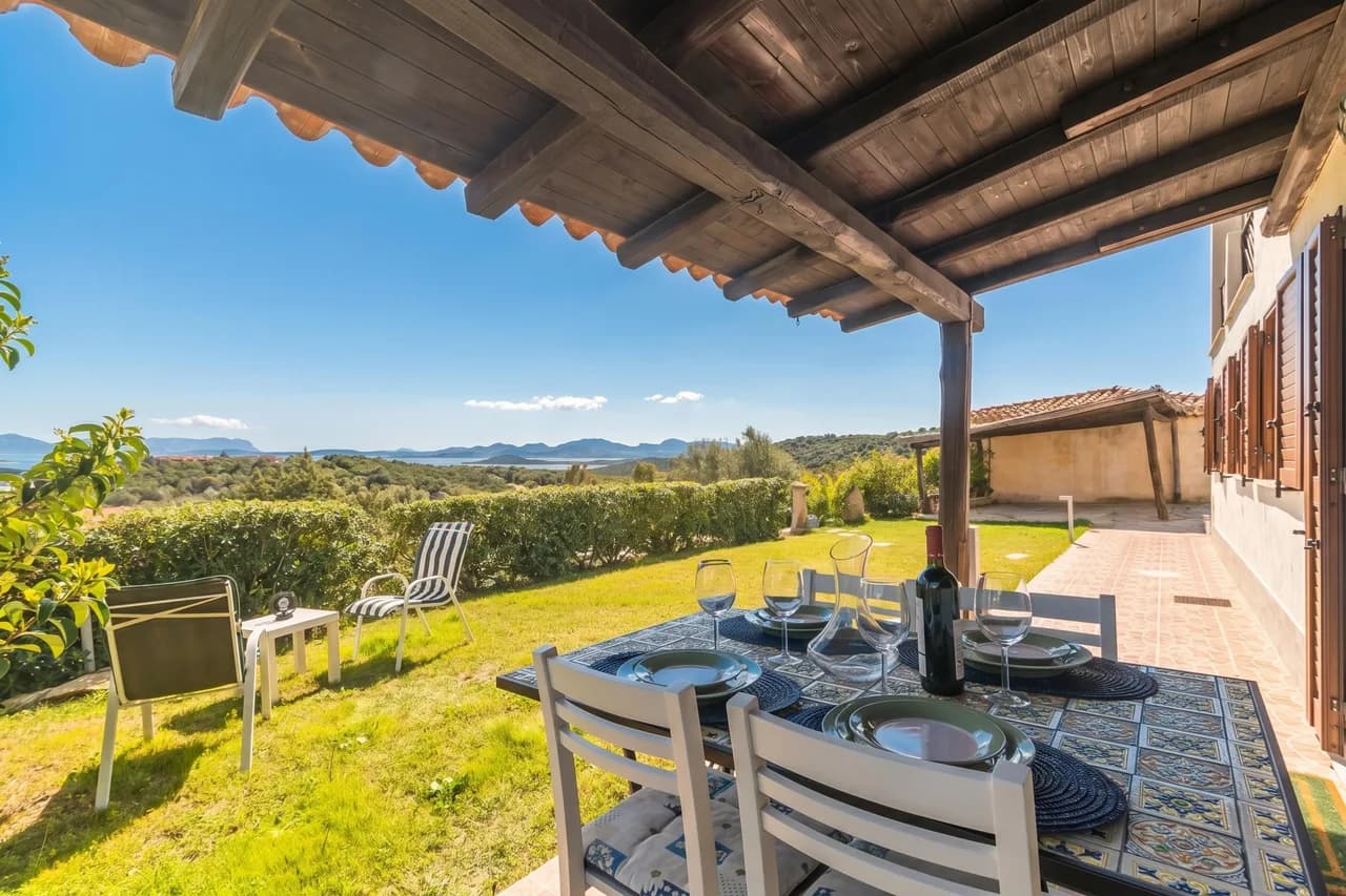 Charming Vacation Home With Pool in Porto Cervo