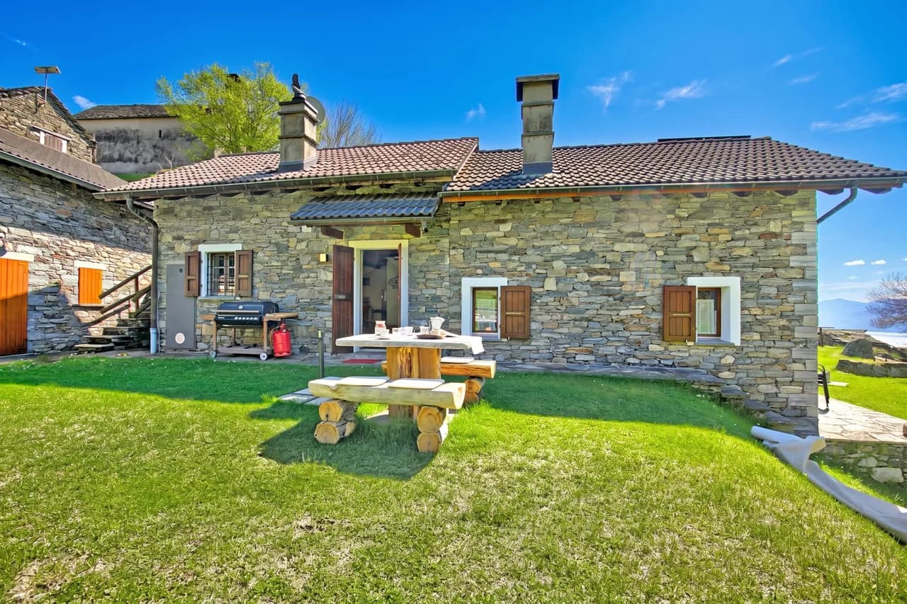 Cozy Mountain Chalet in Ticino