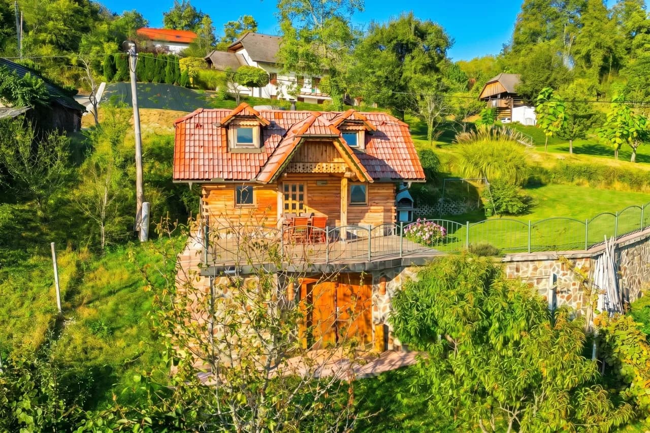 Vineyard Chalet Hansel and Gretel