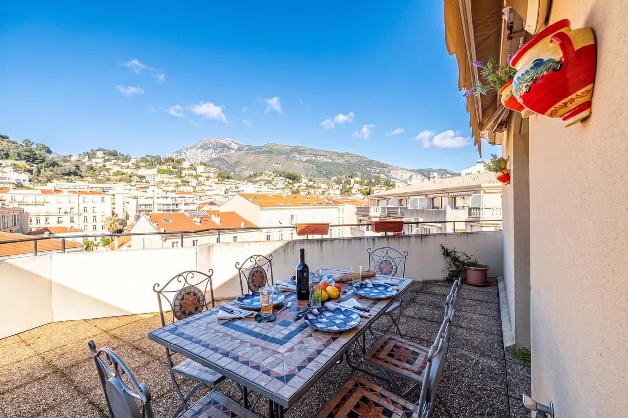 Charming Attic Apartment in Provence Alpes Cote Dazur