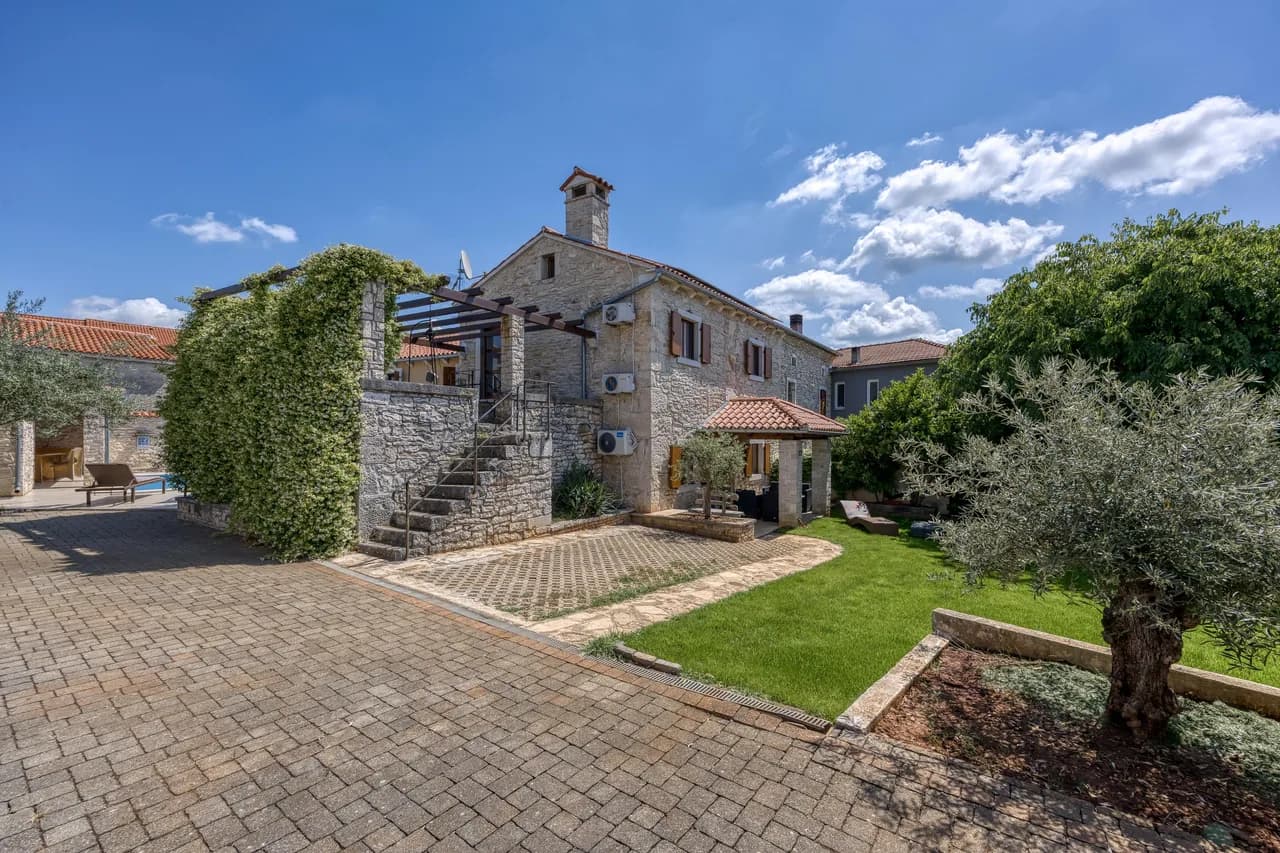 Casa Rustica Felker with private Pool