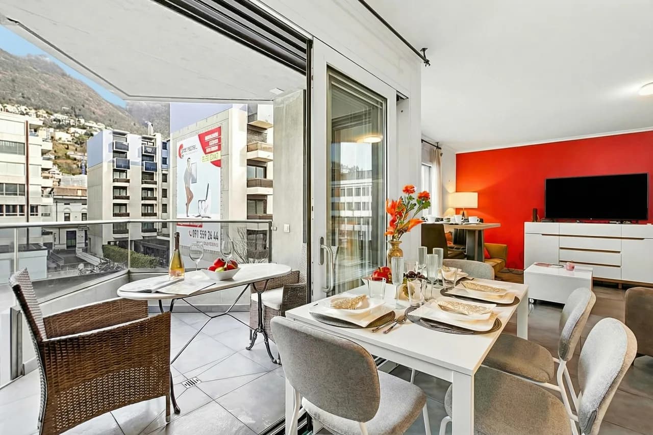 Central Apartment with Private Garage in Locarno, Ticino