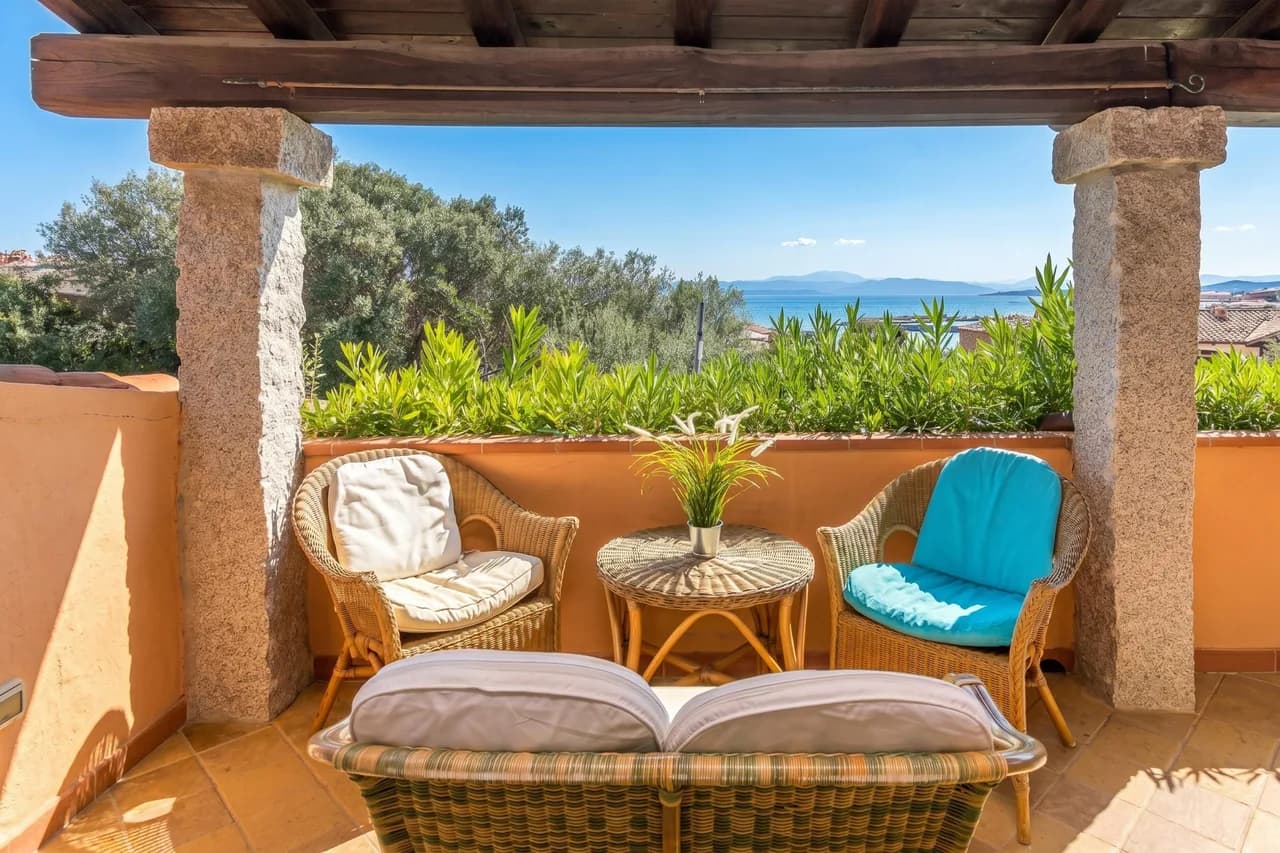 Beachfront Villa in Golfo Aranci