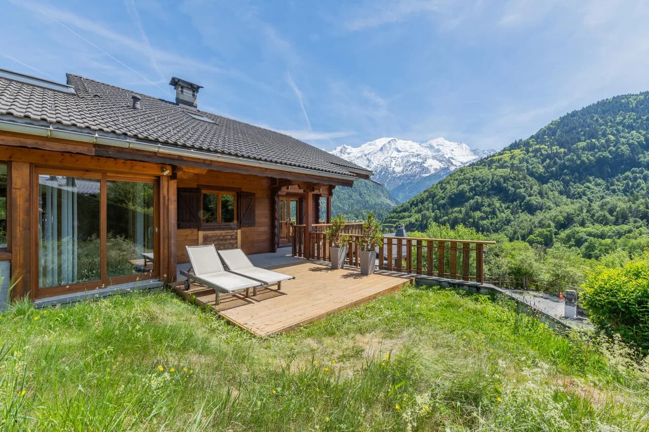 Mountain View Chalet in Auvergne Rhone Alpes