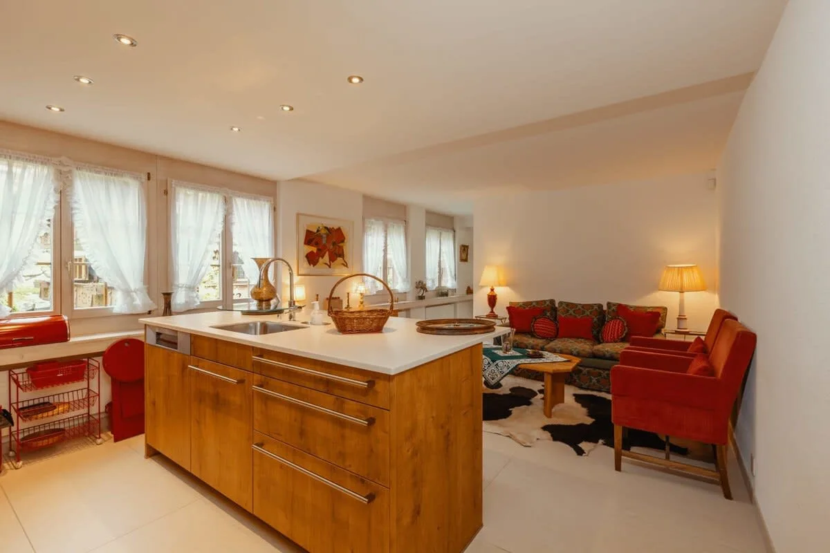 Gstaad Center Top Luxury Apartment 3