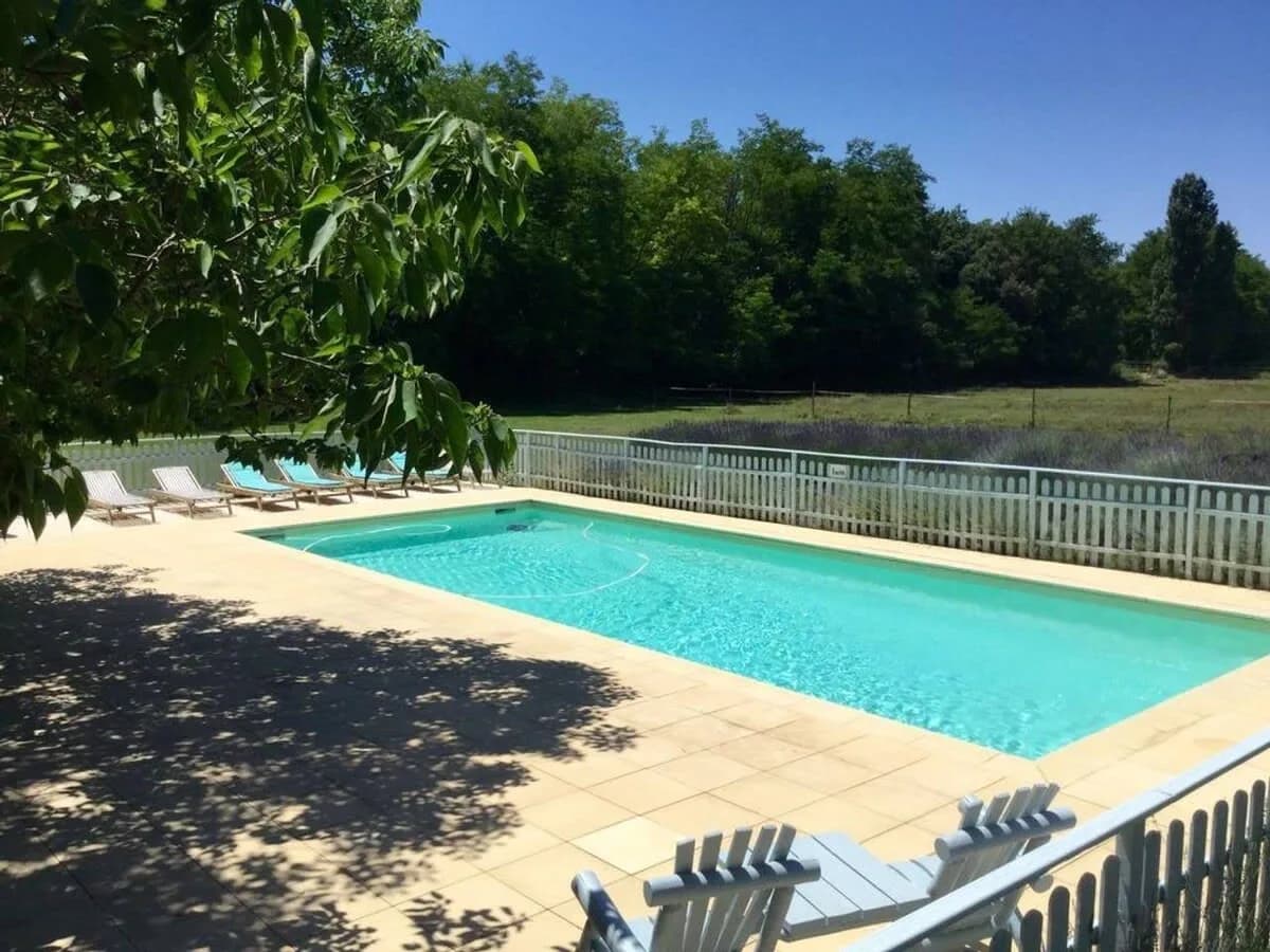 A Chateau For 20 People With Luxurious Amenities