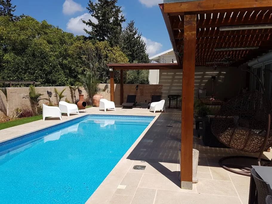 Caesarea's Family Villa with Deluxe Pool