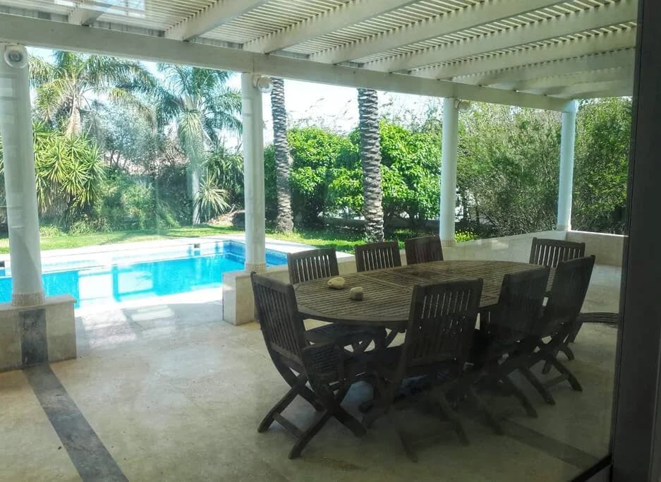 Sunny Caesarea Villa With Garden Atrium