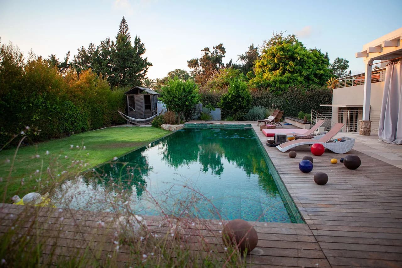 Luxury Villa with Pool in Caesarea
