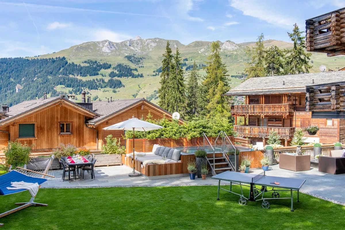 Luxury Mountain Retreat with Indoor Pool