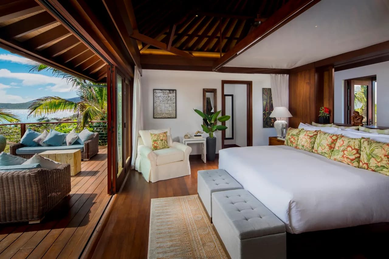 Spectacular Room With Mesmerizing Sea Views