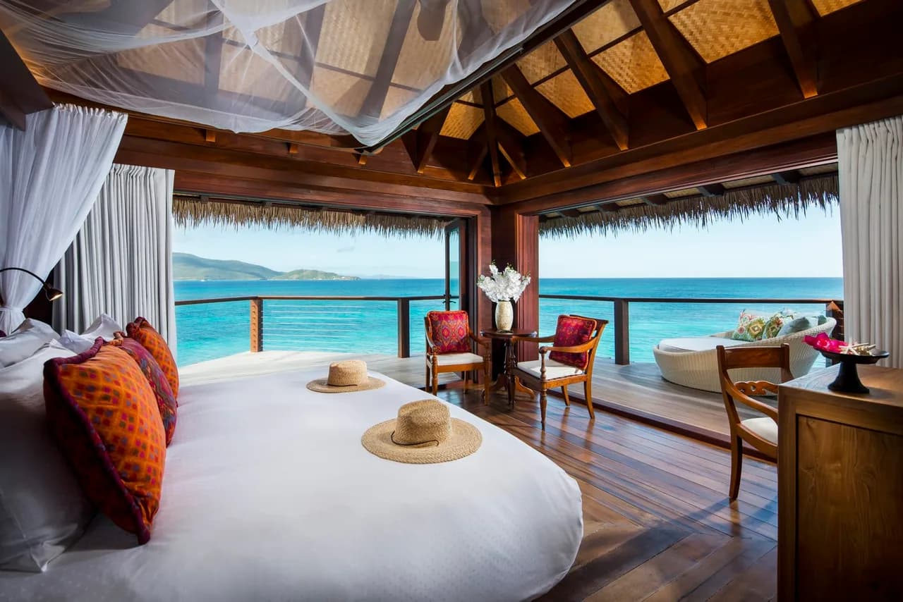 Private Standalone Room Nestled High Above The Rocks
