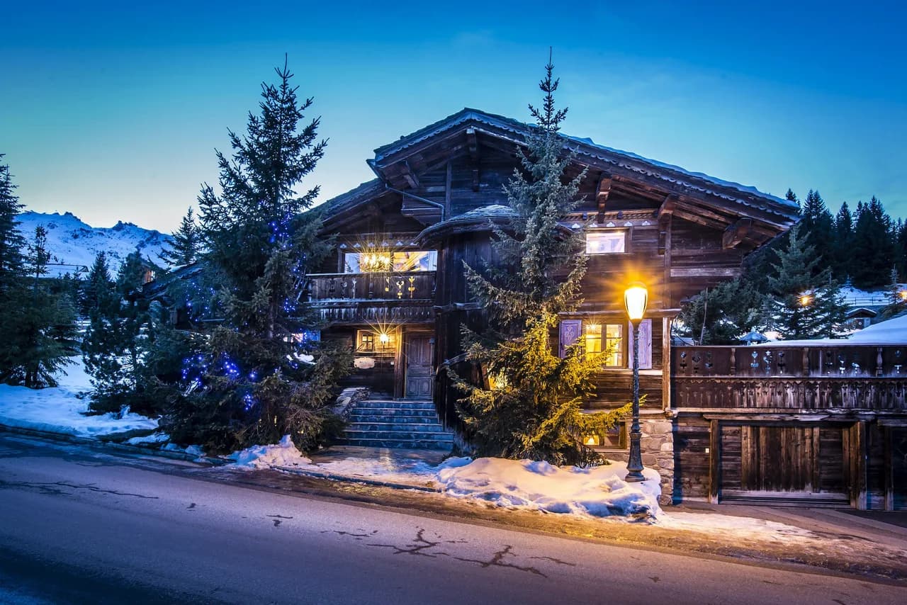 A delightful fairy-tale-style chalet in one of Europe’s premier Ski areas