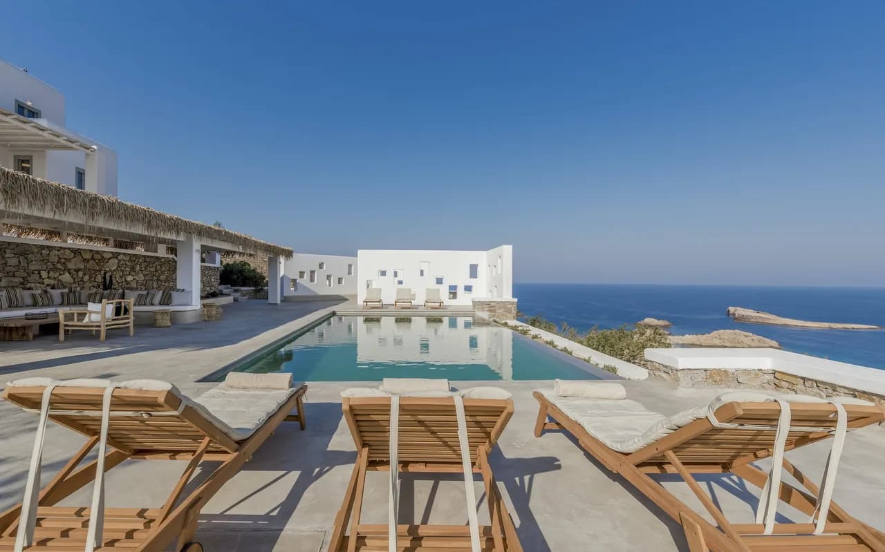 Stunning Villa Situated On A Hillside Above Agios Sostis Beach