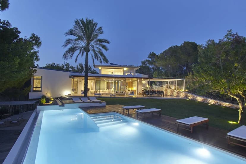 Luxury villa with sea and sunsets views