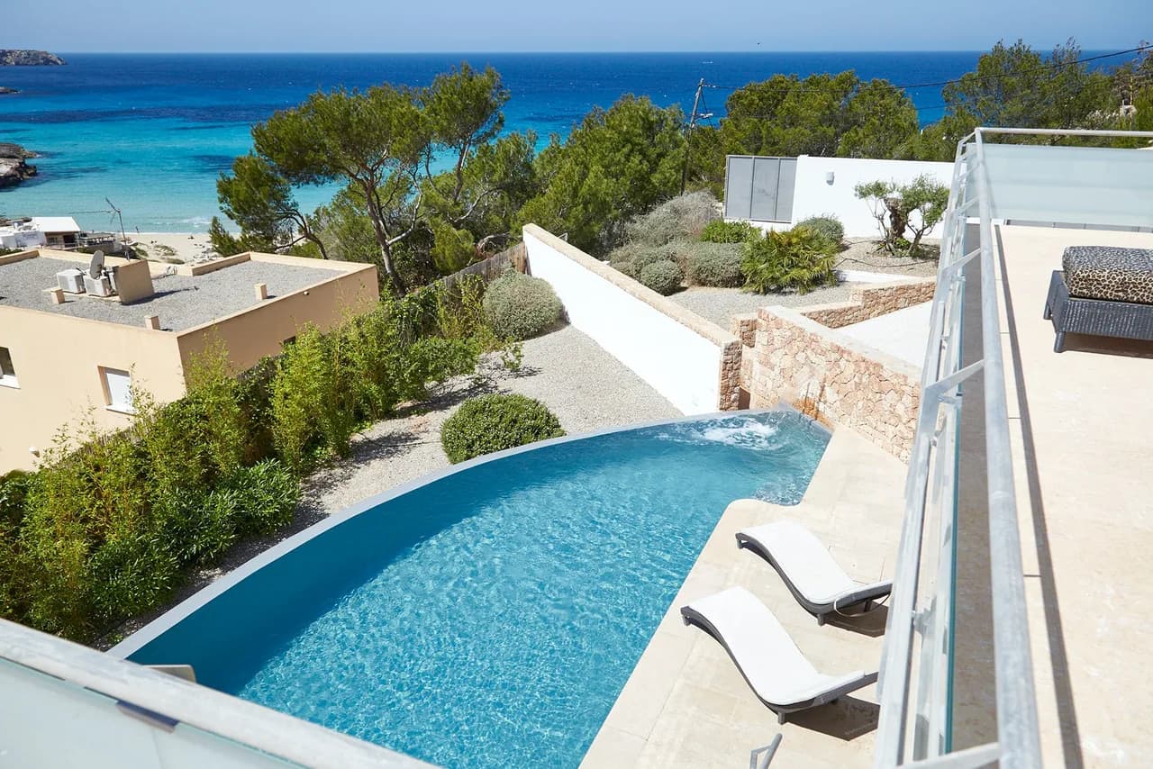 Attractive, Modern Villa Just 150m Away From the Beach at Cala Tarida