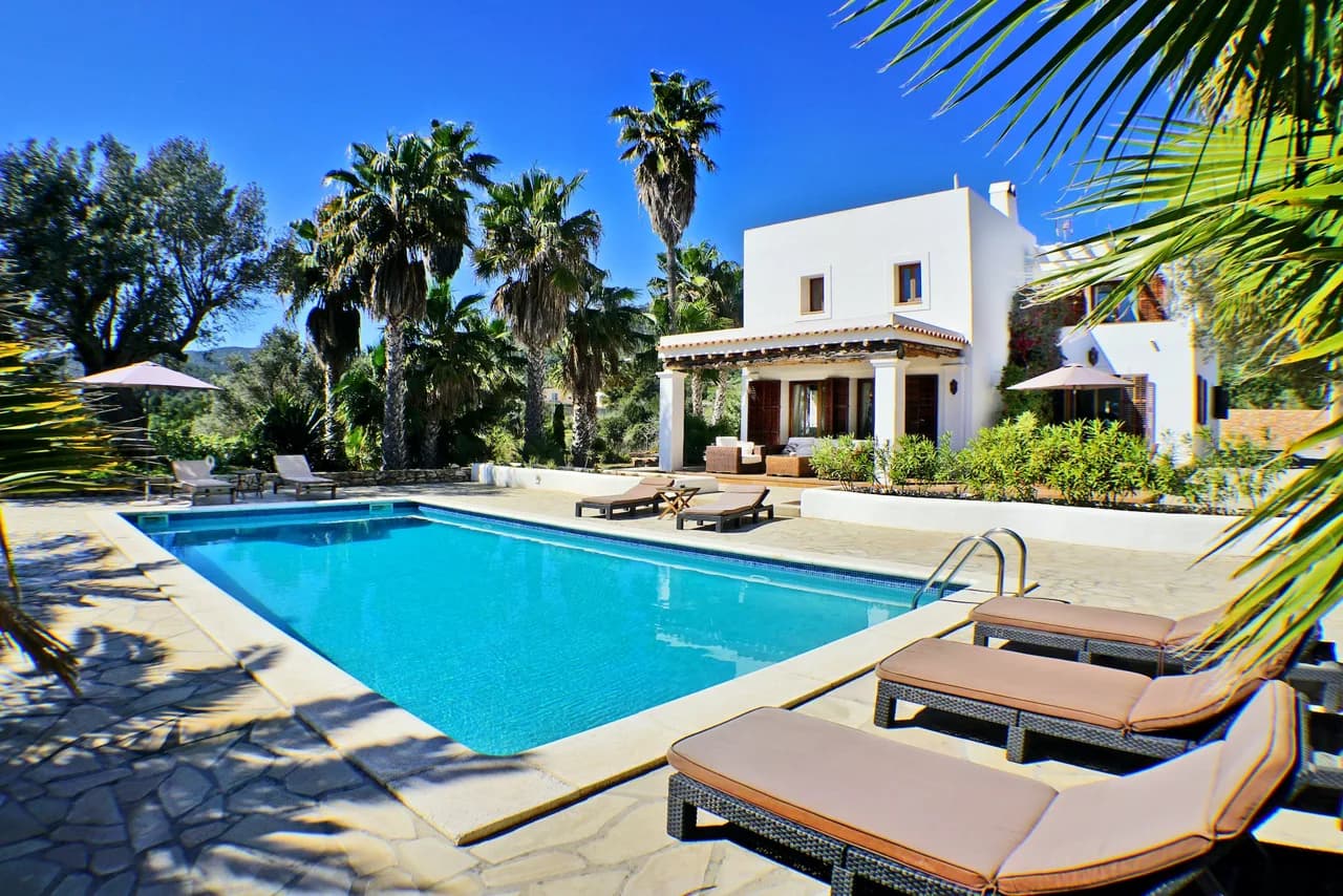 Charming rural house in ES Cubells, with views of the countryside and sea
