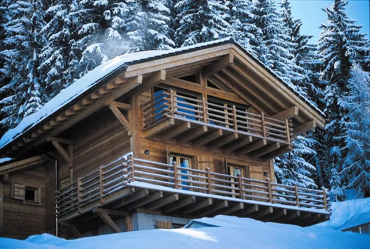 Luxurious Chalet with Indoor Pool in Verbier