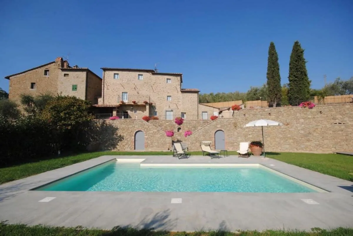 Magnificent country farm house villa in an idyllic area