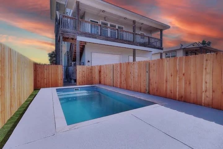 Nauti Paradise- Private Pool | Game Room