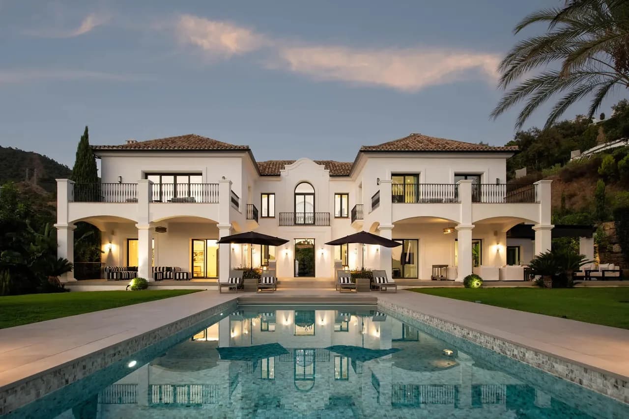 Refined Andalusian Estate with Cinema and Spa