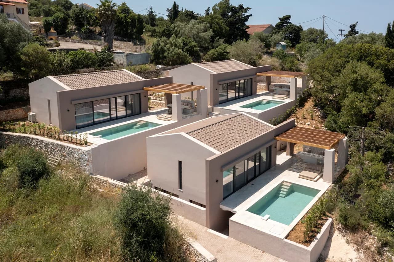 Stunning Villa with Heated Pool in Kefalonia