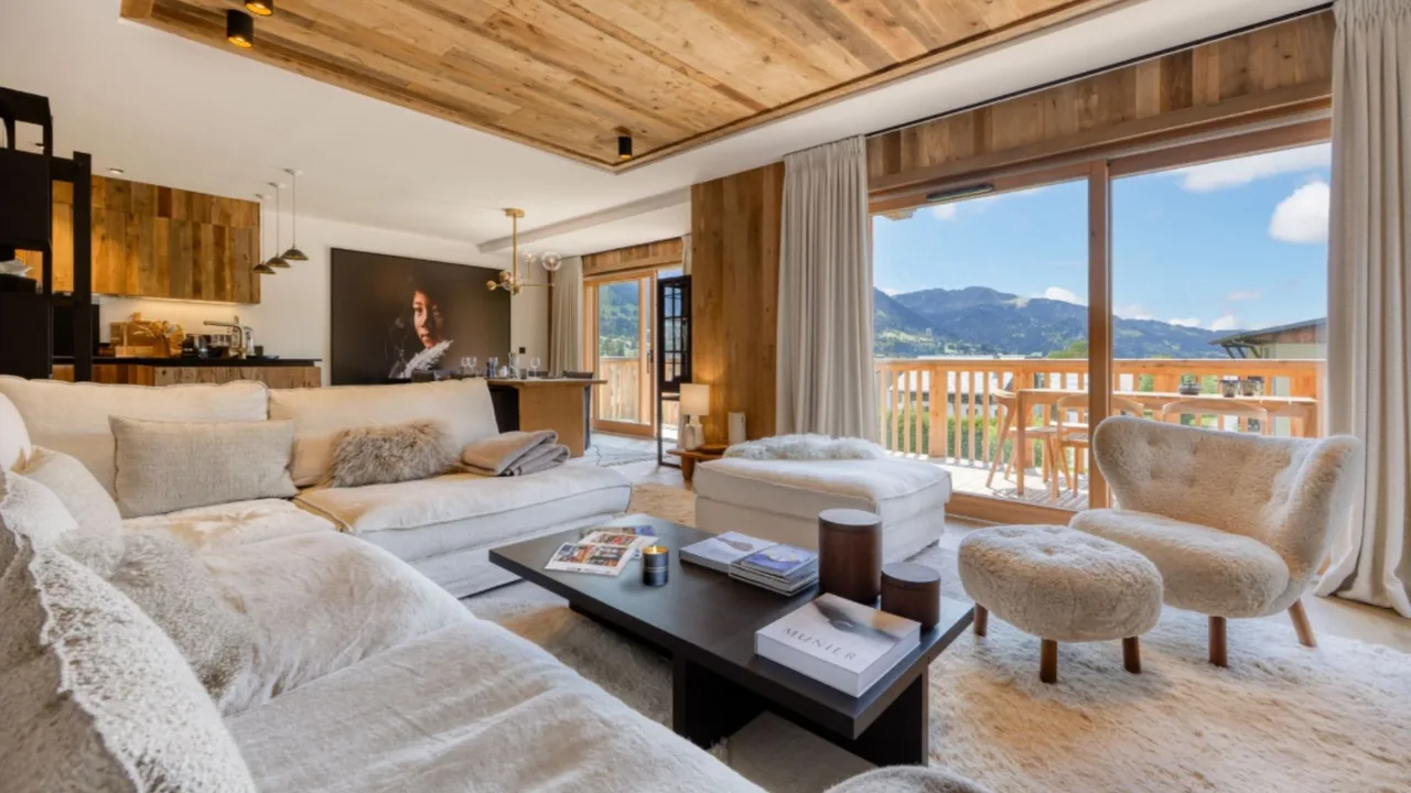Elegant Mountain Retreat Near Jaillet Area