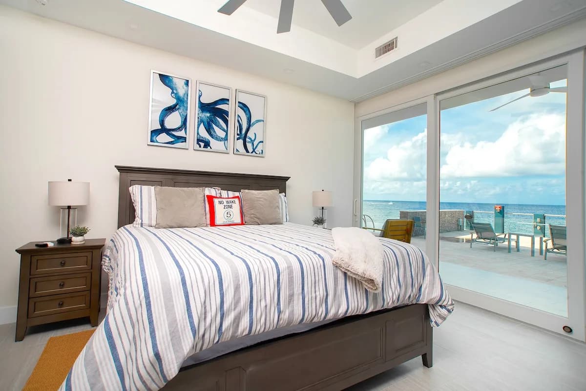 Oceanfront Three Bedroom Condo in Cayman