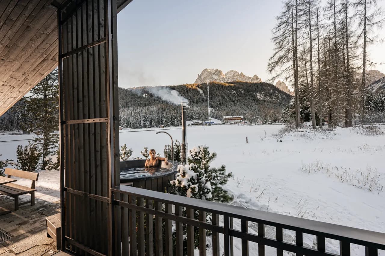 Stunning Chalet With Fun Pool and Sauna